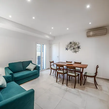 La Casa Di Gloria, 100m Dal Mare, Vicino Cefalu * Кастель-ди-Туса