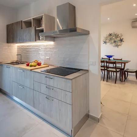 La Casa Di Gloria, 100m Dal Mare, Vicino Cefalu Апартаменты